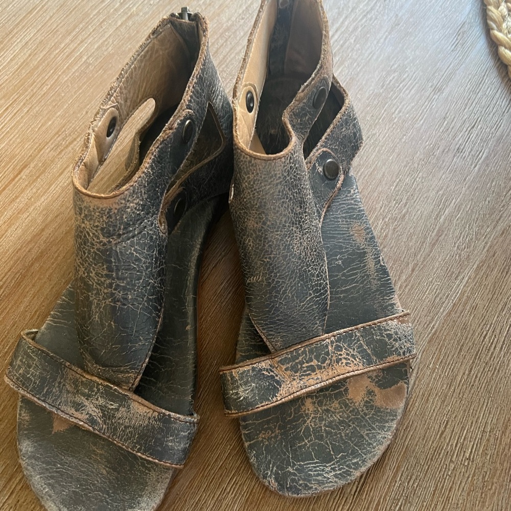 Bed Stu Black and Brown Leather Sandals